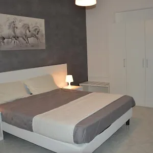 https://helios-rooms.in-sardinia.net