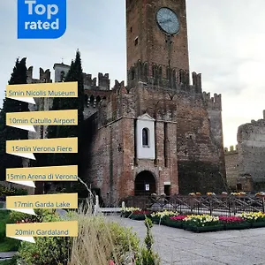 https://lovely-casa-paola.hotelinveneto.com