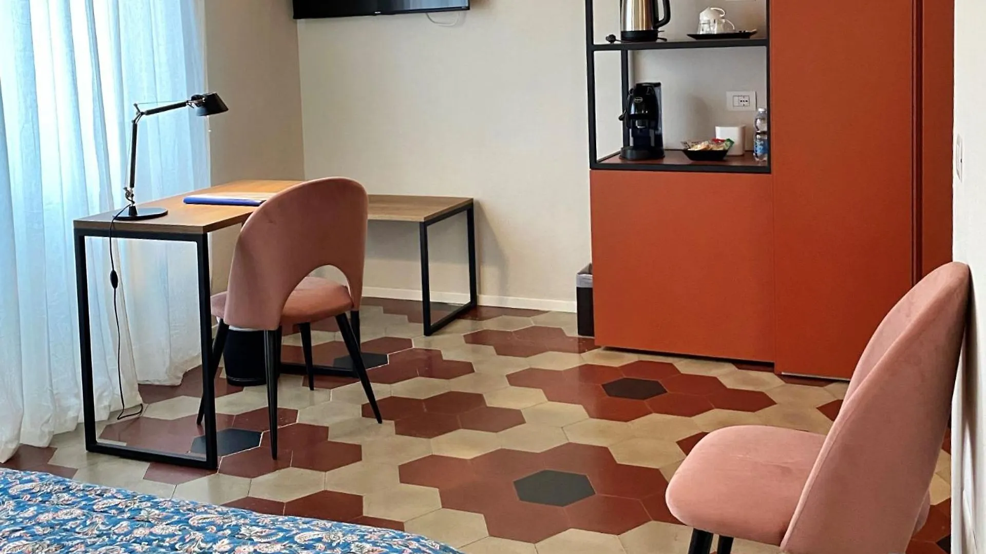 Amirooms Affittacamere سيينا بيت ضيافة