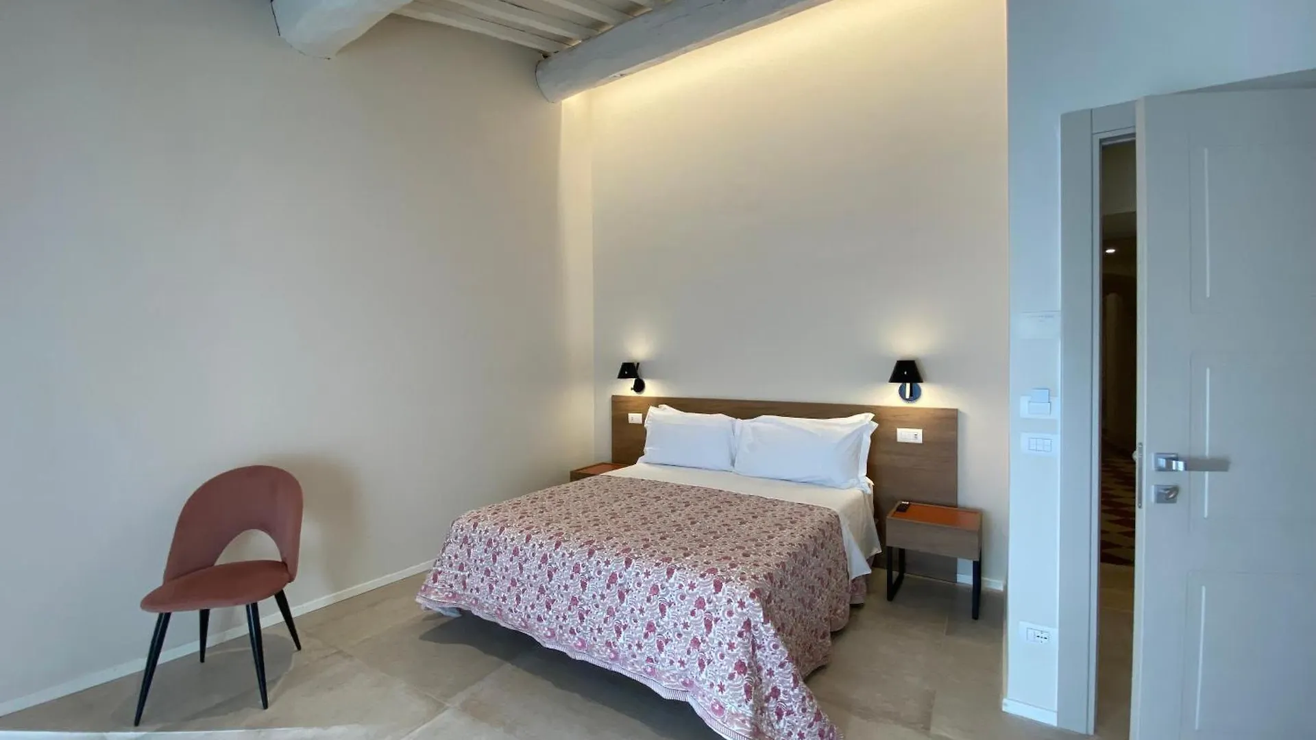 Amirooms Affittacamere Siena